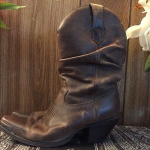 Durango Size 6.5 Brown Distressed Boots